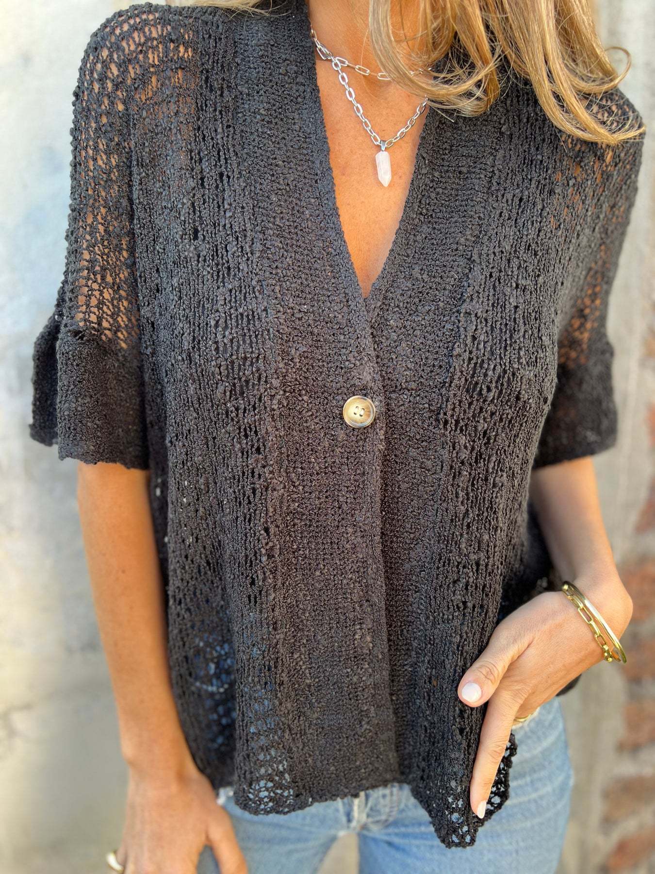 Hollow V-neck single button loose short sleeves