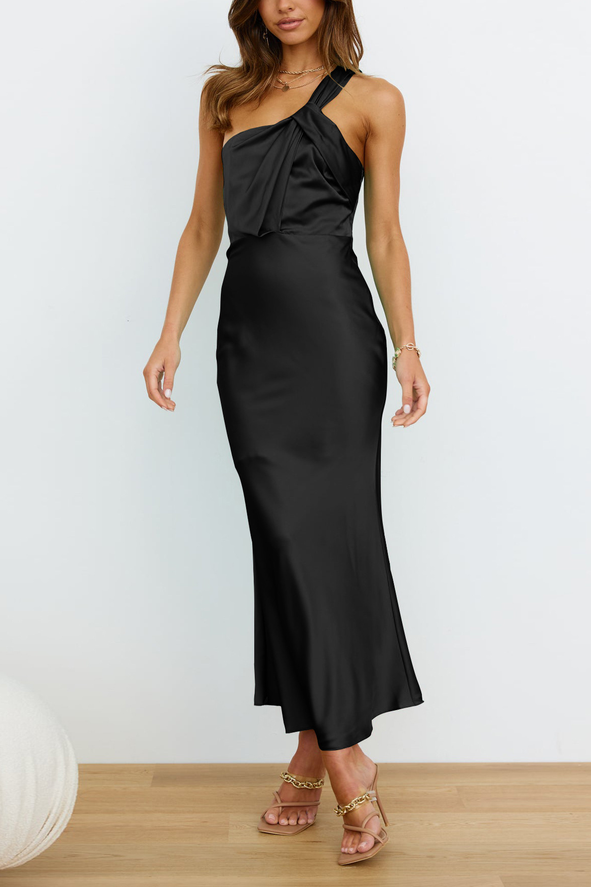 anyfreebie™-Elegant one-shoulder satin bridesmaid dress with slim fit