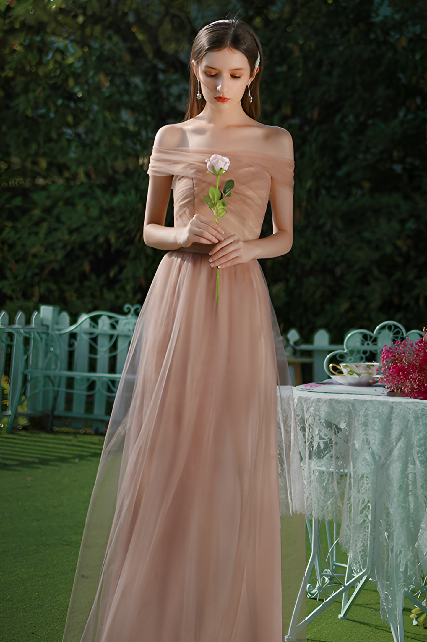 anyfreebie™-Stunning Mesh Bridesmaid Dress