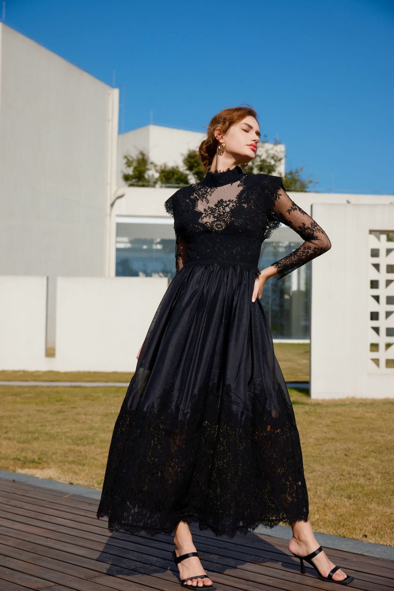 anyfreebie™-Long-sleeved lace mid-neck patchwork evening gown