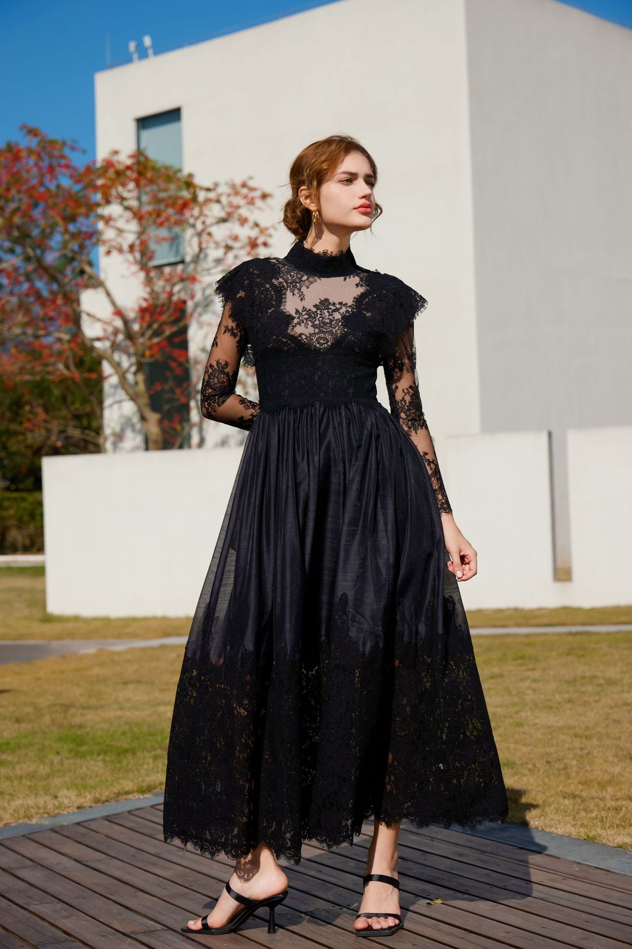 anyfreebie™-Long-sleeved lace mid-neck patchwork evening gown