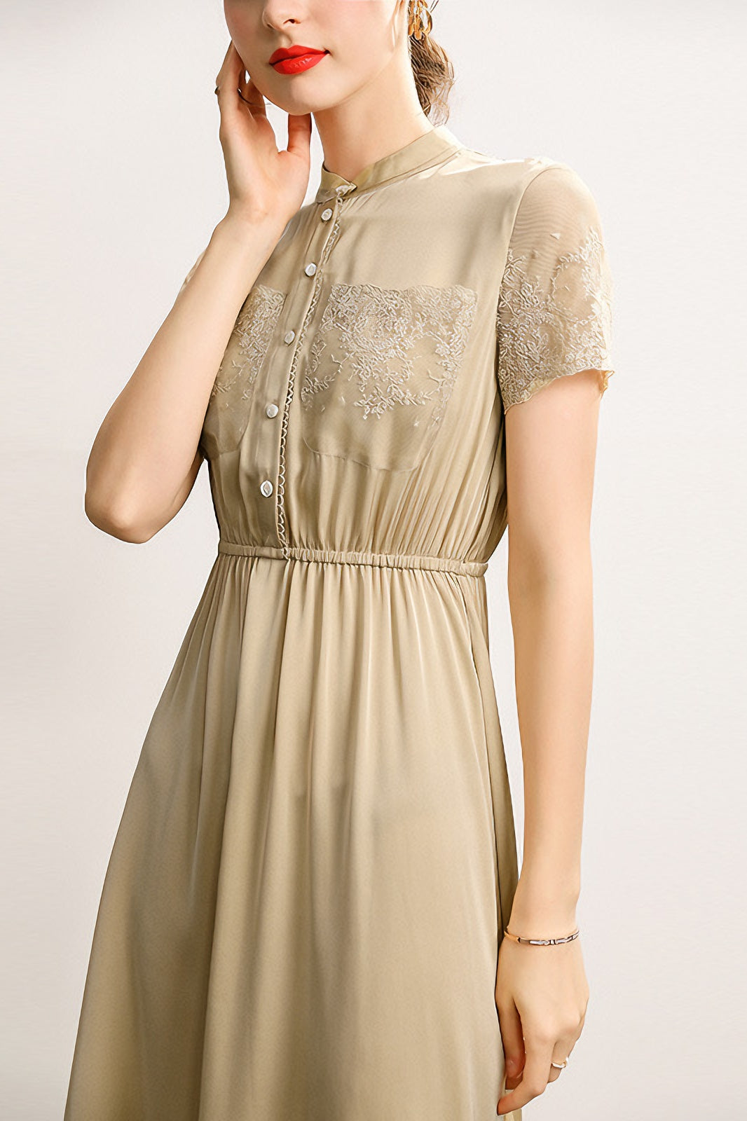 anyfreebie™-Waist-stitched lace stand-collar short-sleeved mid-length dress