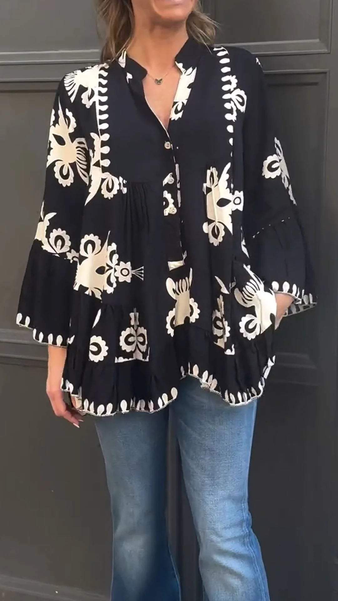 V-Neck Casual Printed Top
