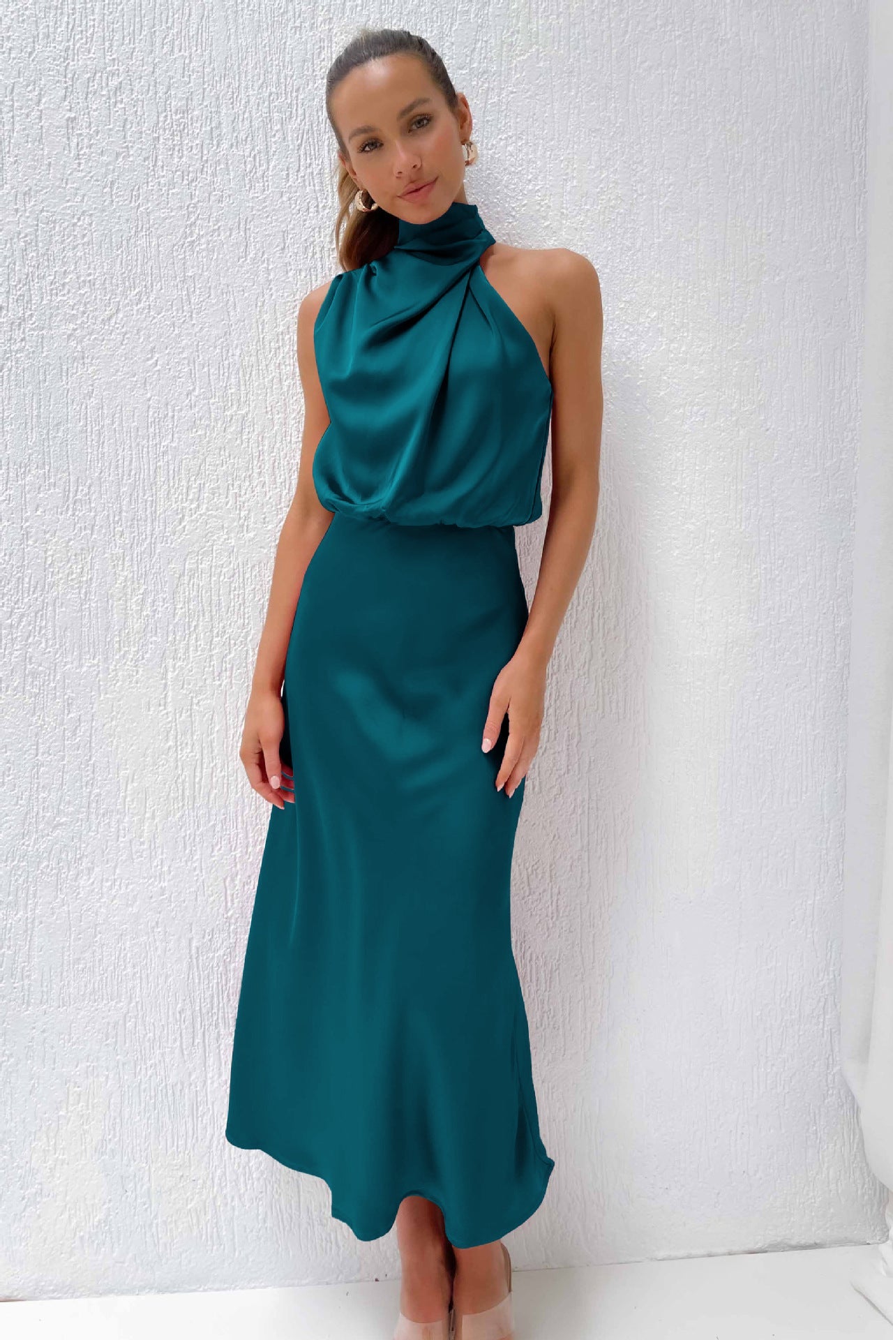 anyfreebie™-Stylish and elegant satin sleeveless dress