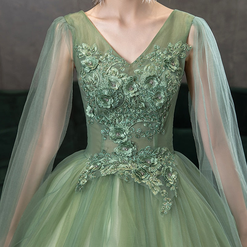 anyfreebie™-Quinceanera Dress Elelgant V-neck Green Party Prom Ball Gown Vintage Lace Embroidery Solo And Host Quinceanera Dresses