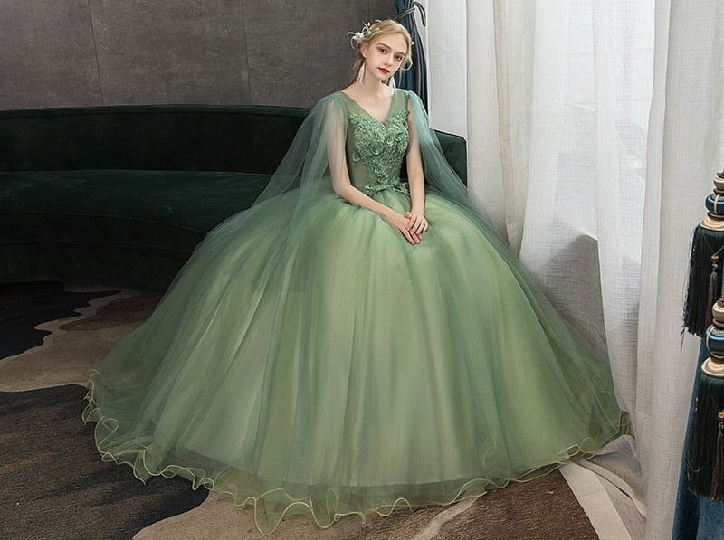 anyfreebie™-Quinceanera Dress Elelgant V-neck Green Party Prom Ball Gown Vintage Lace Embroidery Solo And Host Quinceanera Dresses