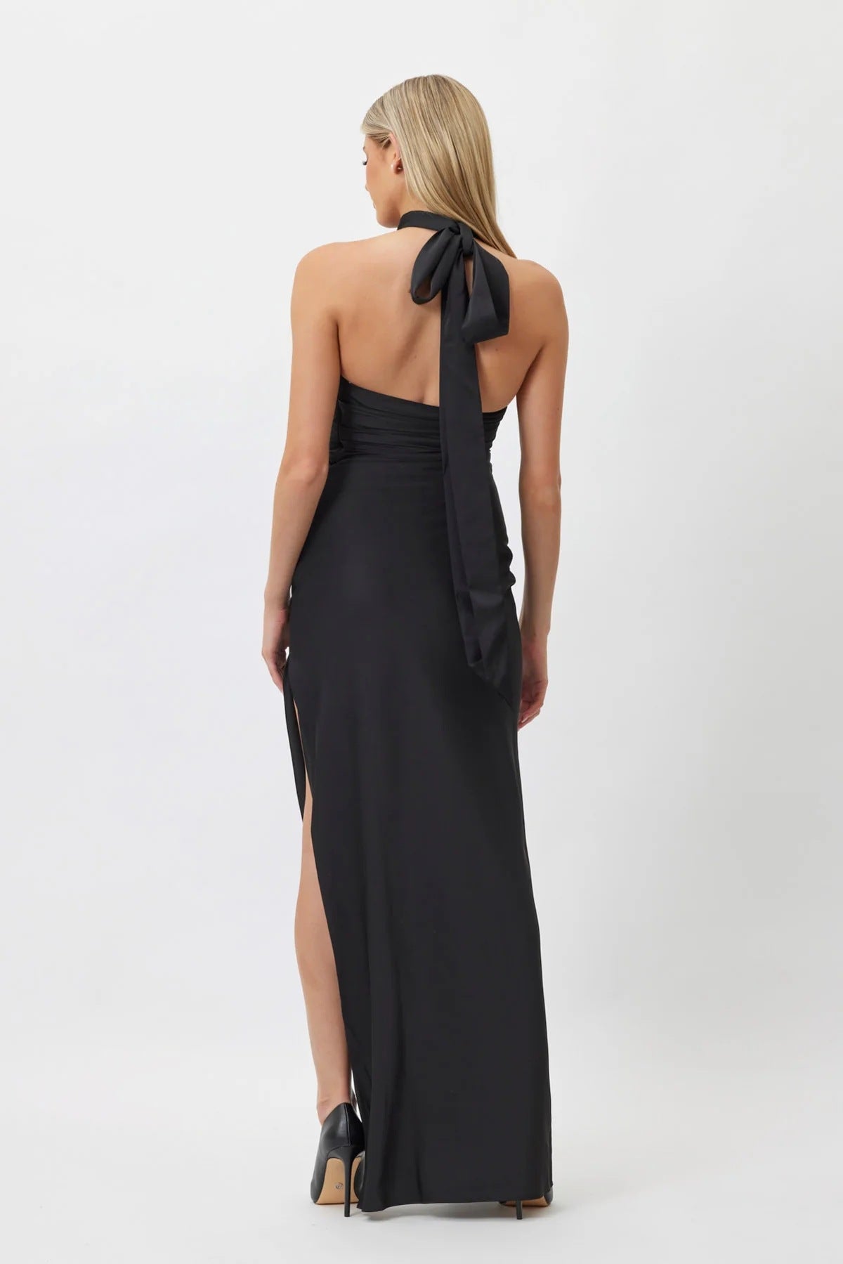 anyfreebie™-Long halter neck off-shoulder evening dress with ribbon and flowers