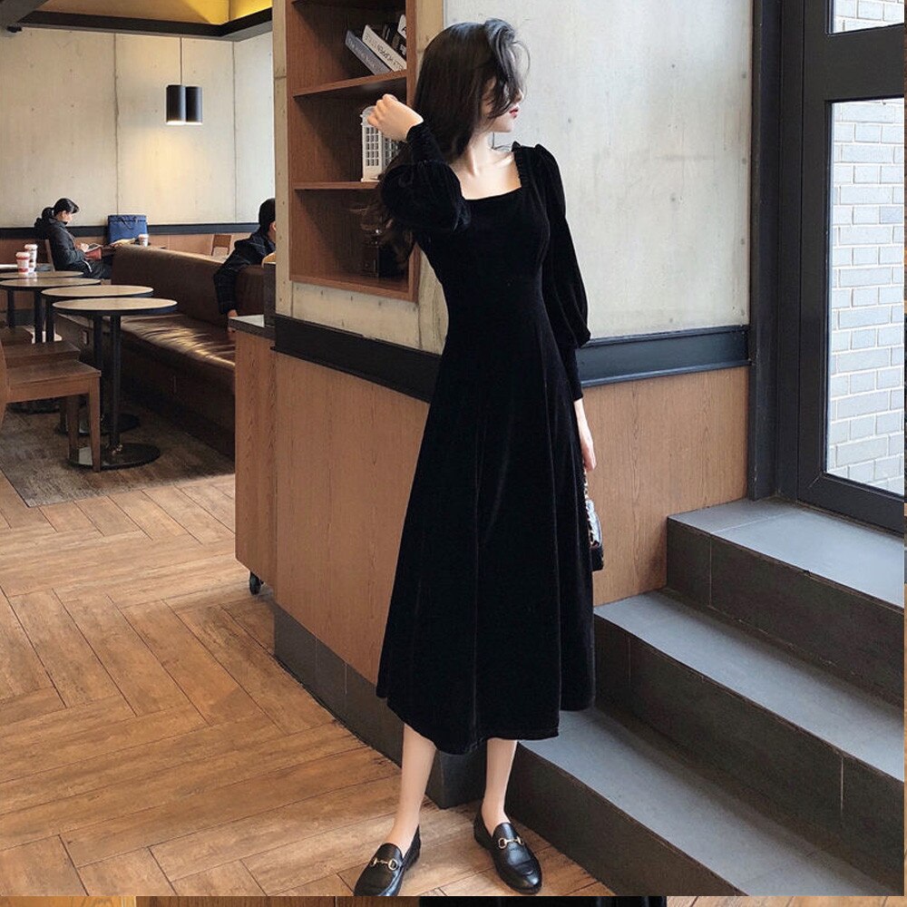 anyfreebie™- Vintage Black Velvet Dress 2024 Women Autumn Winter Warm Long Sleeve Maxi Dress French Elegant V-Neck Party Dresses