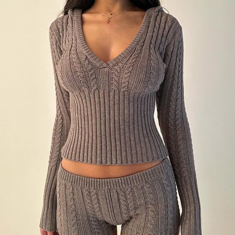 anyfreebie™-Cable Cloud Knit Sweater