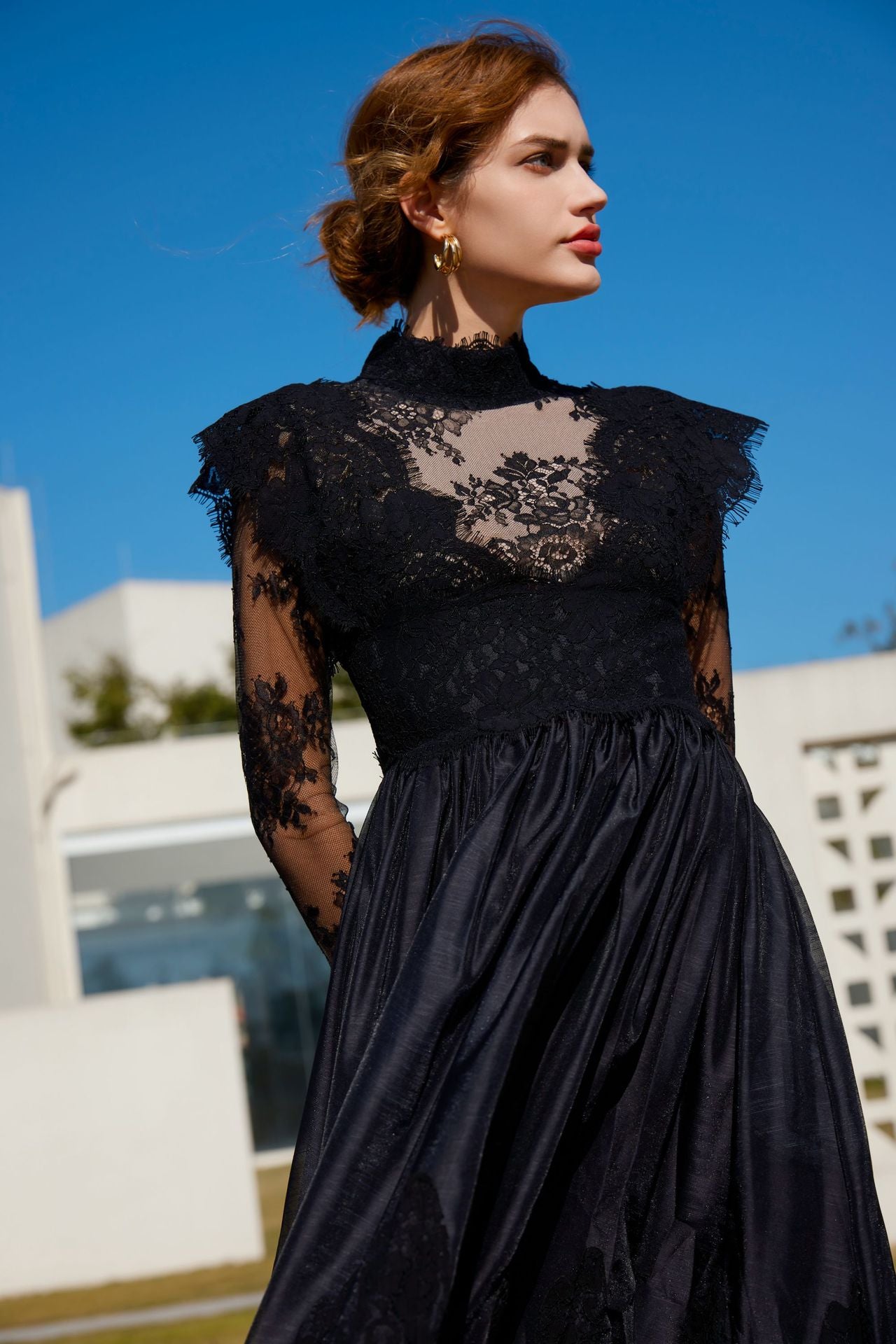 anyfreebie™-Long-sleeved lace mid-neck patchwork evening gown