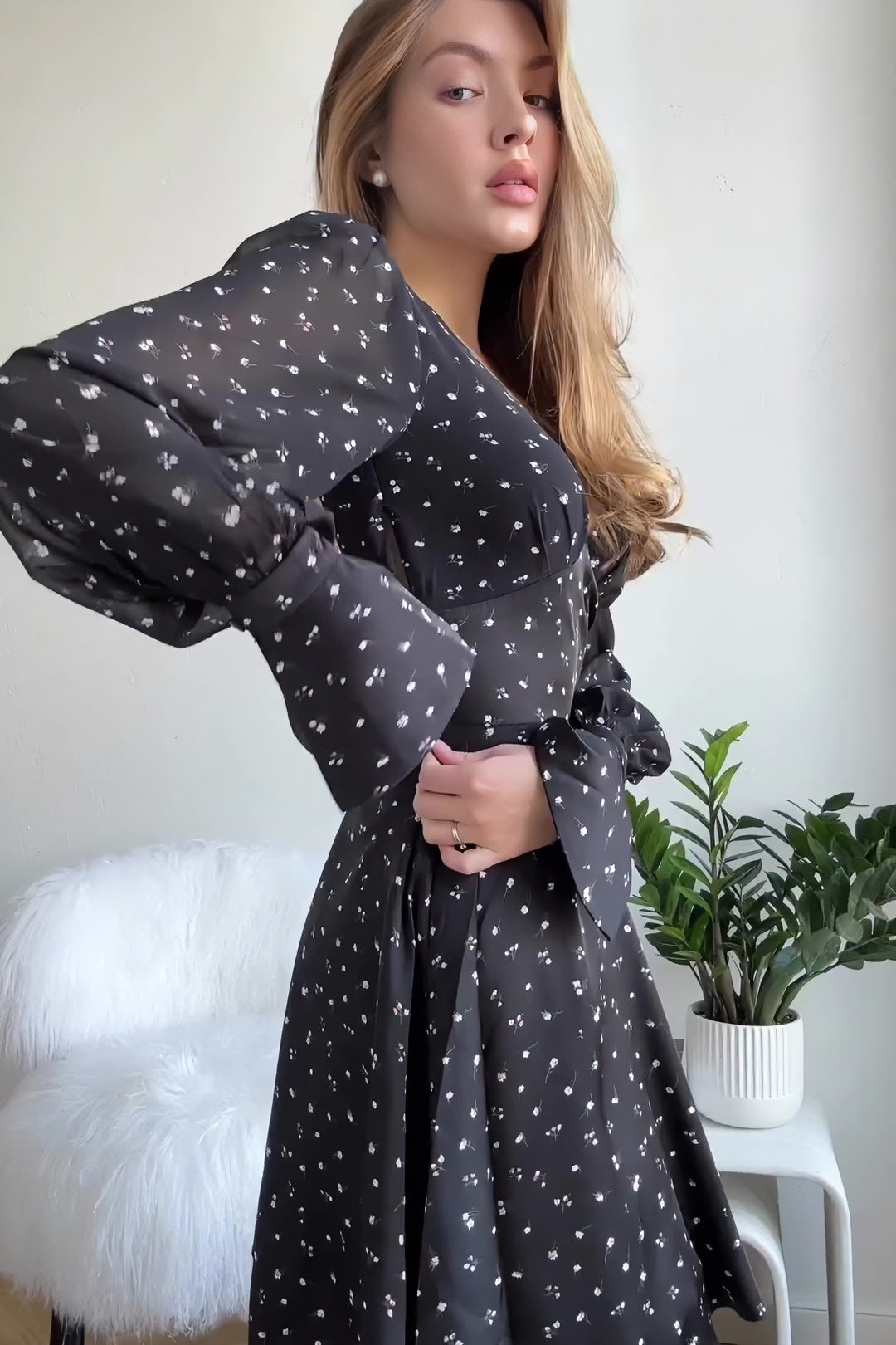 anyfreebie™-Polka dot long sleeve v-neck dress sexy backless women's clothing